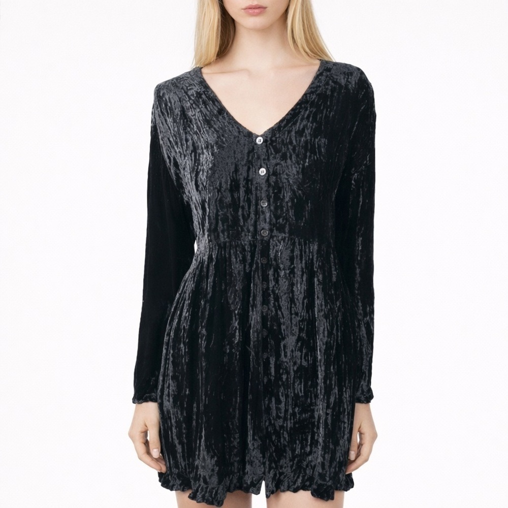 Nostalgia Black Crushed Velvet Dress Empire Waist Vintage 90s Mini Ruffle Size M